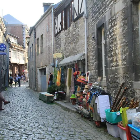 Characterful - Fantastic Place