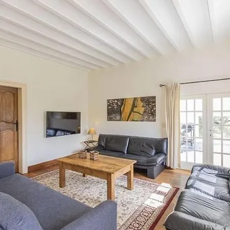 Charming - Fantastic Location *